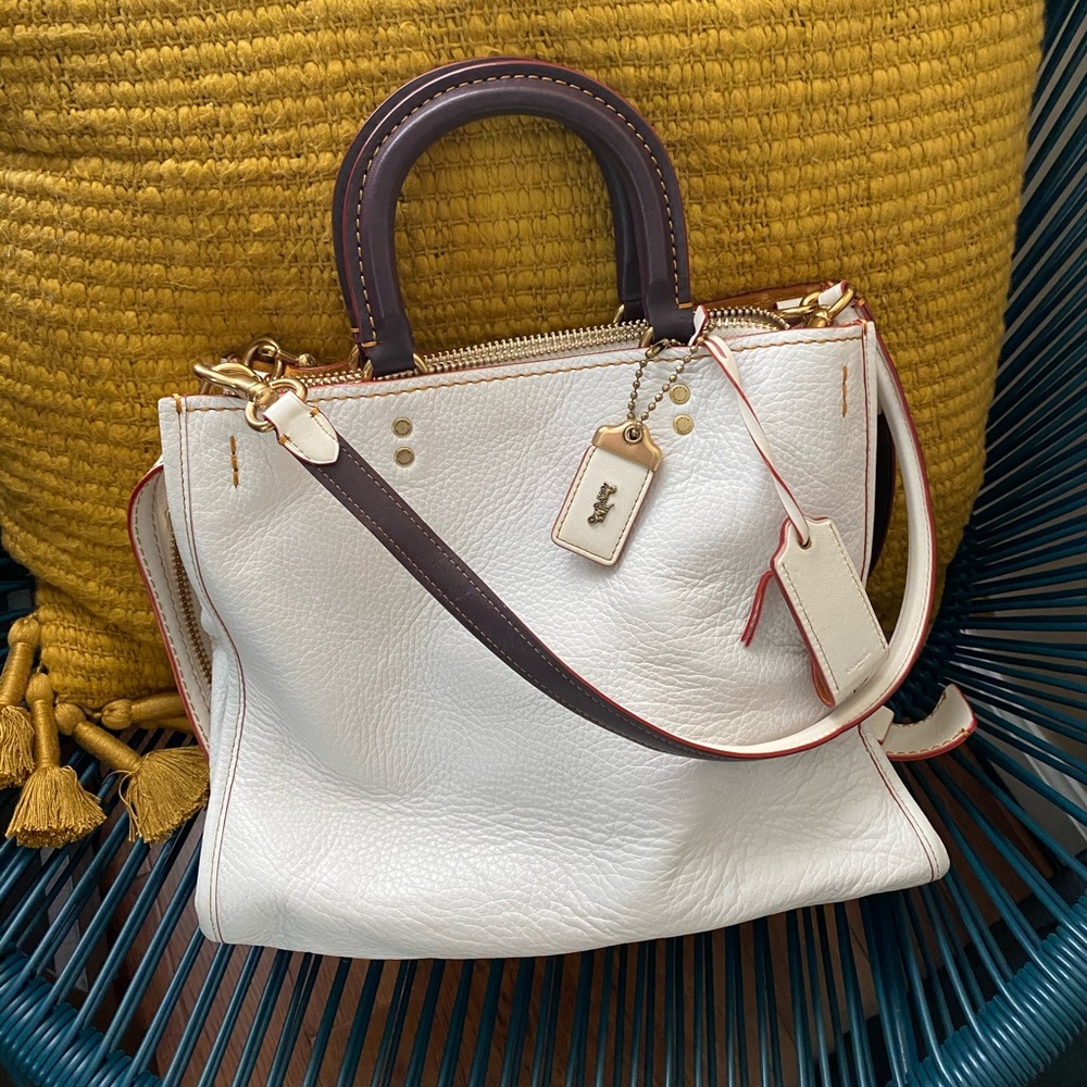 1941 rogue coach shoulder bag like new condition